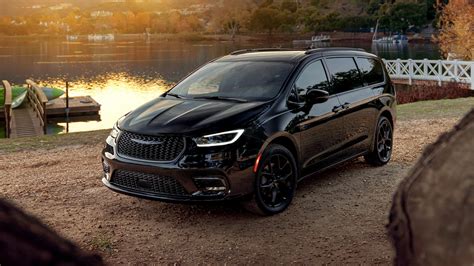 2024 Chrysler Pacifica Prices, Reviews, and Photos - MotorTrend