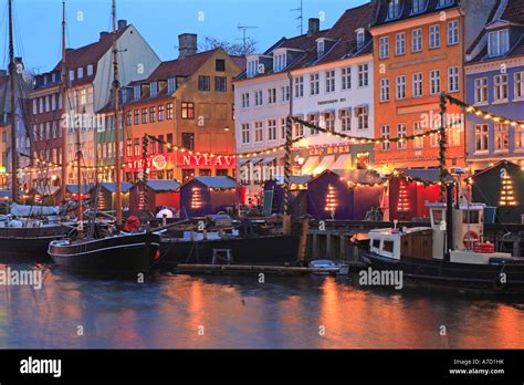 Nyhavn, Christmas Market, Copenhagen Stock Photo - Alamy