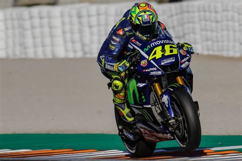 Rossi’s AGV Pista GP R gets Mexican flavour for 2018 MotoGP winter test! - BikesRepublic