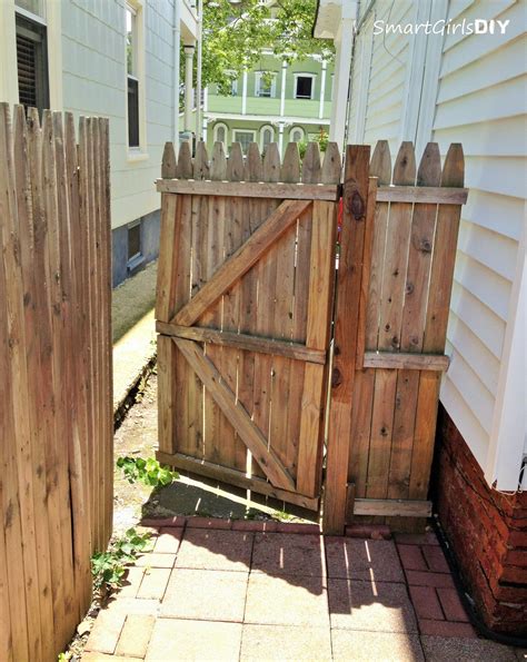 1st gate I ever built 11 years ago - Smart Girls DIY Wooden Gate Plans, Building A Wooden Gate ...