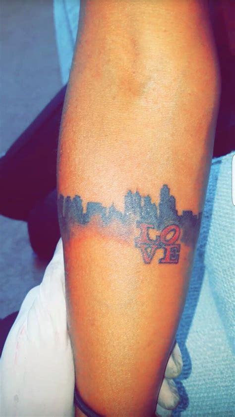 Philadelphia skyline, skyline tattoo, tattoo, Philly tattoo, Philly, Love park P Tattoo, Paw ...