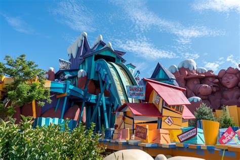 Dudley Do-Right’s Ripsaw Falls at Universal's Islands of Adventure