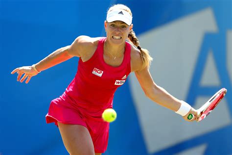 10 Most Successful Women's Tennis Players - Hooked On Everything