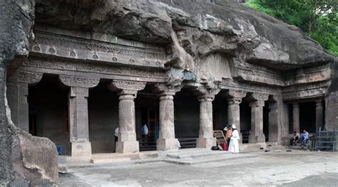 अजंता गुफा चित्रकला,Ajanta Caves | KNOWLEDGE of WORLD