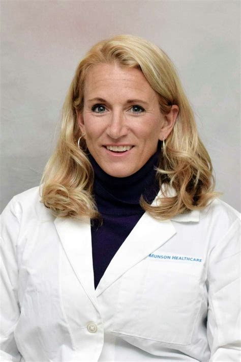 Fuller rejoins Munson Healthcare obstetrics and gynecology office