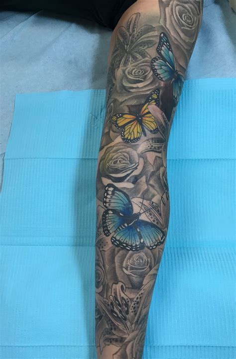 Butterflies and roses Dope Tattoos, Leg Tattoos, Body Art Tattoos ...