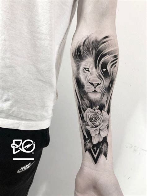 60 Wild Lion Tattoos Representing Strength, Power, and Courage ...