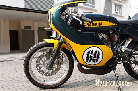 Modifikasi Yamaha RX-King Cafe Racer Buat Ikutan Fun Race