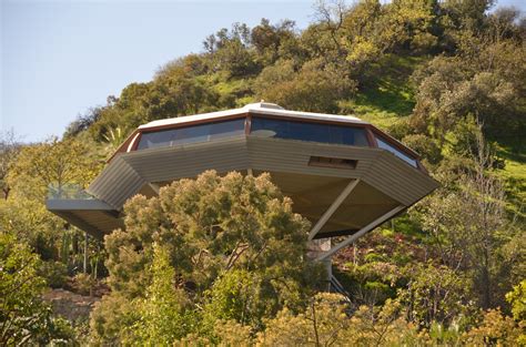 The Chemosphere: A Futuristic Gravity Defying House - Unusual Places