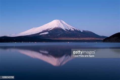 2,964 Lake Yamanaka Stock Photos, High-Res Pictures, and Images - Getty ...