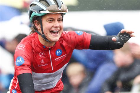 Leah Thomas wins inaugural Women's Tour of Scotland