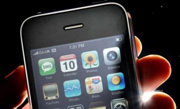 Vodafone iPhone UK release date announced as January 14 | Metro News