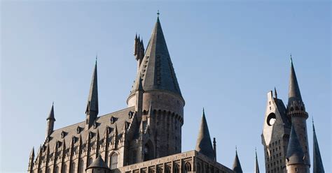 Photo: Hogwarts Castle Towers Over Orlando | WIRED