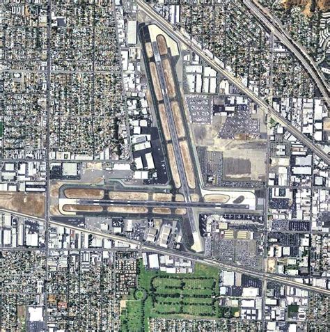 Bob Hope Burbank Airport - Aviation World