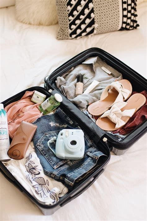 Summer Vacation Packing List & Tips | Love, Lenore | Bloglovin’