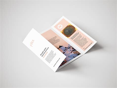 Free single gate fold brochure mockup - Mockups Design