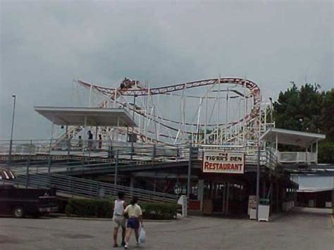 Negative G - Roller Coaster and Amusement Park Pictures