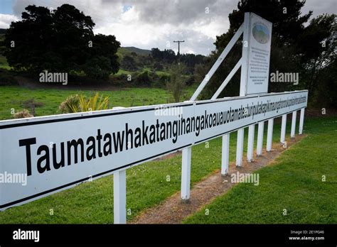 Taumatawhakatangihangakoauauotamateaturipukakapikimaungahoronukupokaiwhenuakitanatahu, The ...