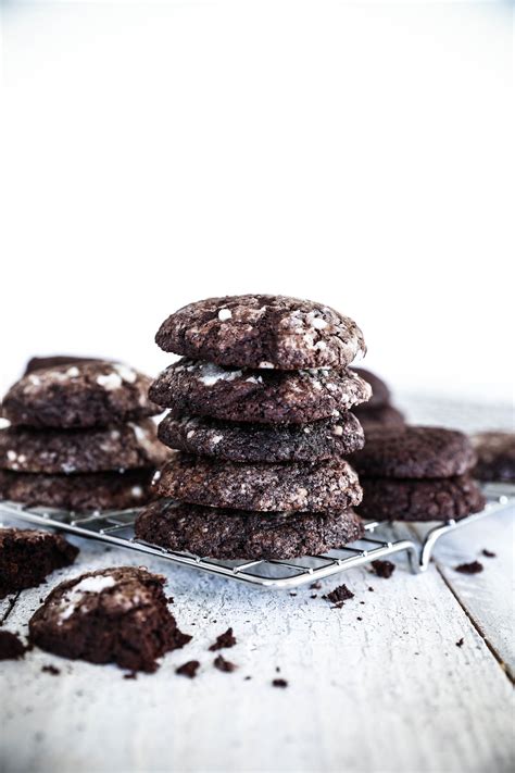 Chocolate Crackle Cookies - Swoon Food