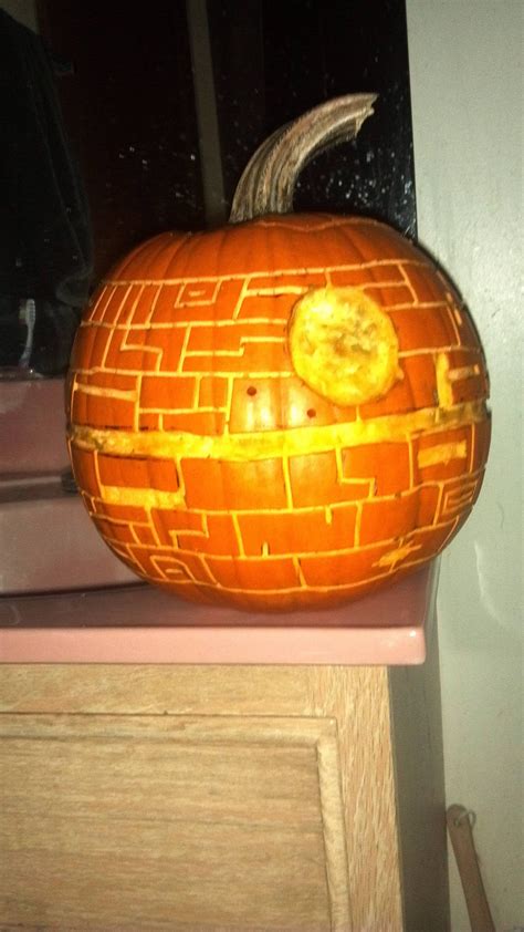 Death Star Pumpkin : pics