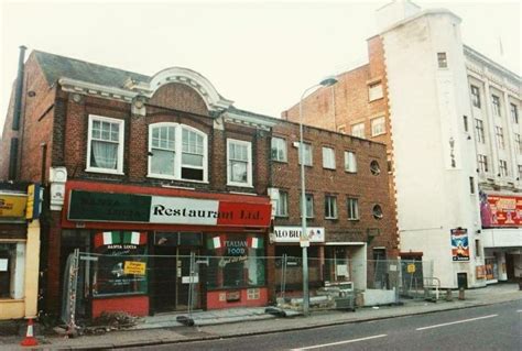 Pin by Lydia Scaroni on Bygone Southampton | Vintage christmas photos, Southampton, Street view