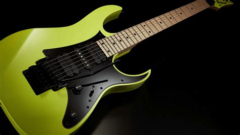 Green Electric Guitar Wallpaper