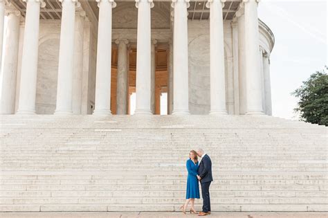 Jefferson Memorial Sunrise Engagement Session