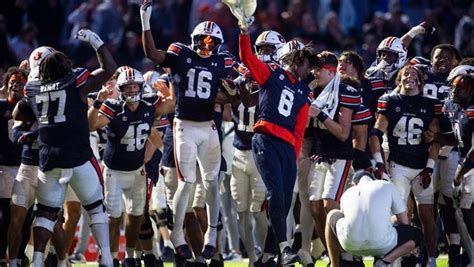 Auburn football puts away New Mexico behind Hank Brown's 4 TDs