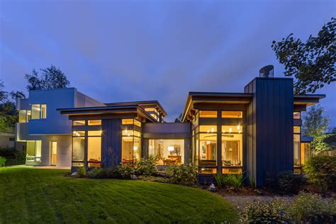 Turnagain Beach House in Alaska By KPB Architects