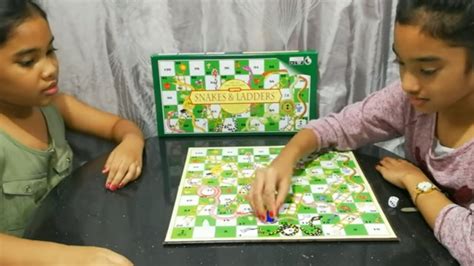 Play Snakes and Ladders Board Game | Board Game Challenge 🎲🐍 - YouTube