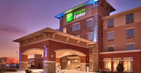 Embassy Suites Kansas City - Overland Park in Overland Park, KS | Expedia