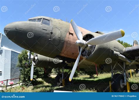 Old aircraft museum editorial photography. Image of cockpit - 96179842