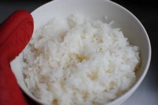 .. Sweet make me Smile ..: Sticky Rice (Microwave)