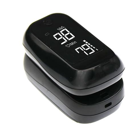 Fingertip Pulse Oximeter - Black & White - D - YKD Medical