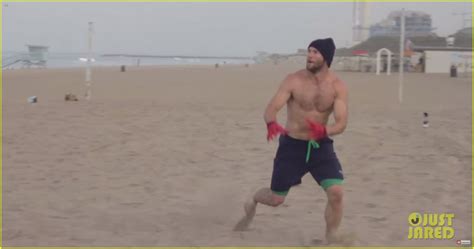 Julian Edelman Does a Shirtless Workout with Jimmy Garoppolo: Photo 3381107 | Shirtless Photos ...