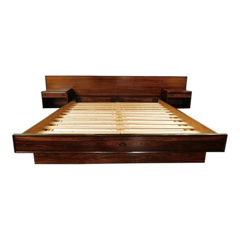 Westnofa Danish Modern Rosewood California King Platform Bed & Floating ...