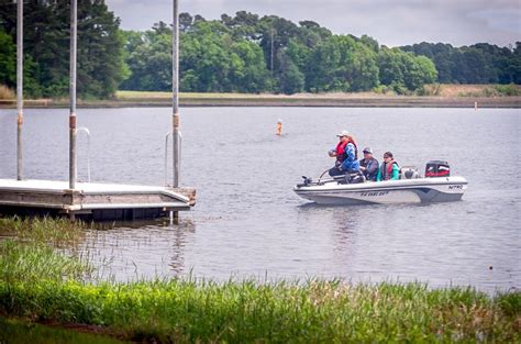 Visitors flock to Martin Creek Lake State Park for reopening after COVID-19 shutdown | Covid-19 ...