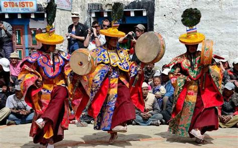 11 Famous Festivals of Himachal Pradesh that You Visit in 2023