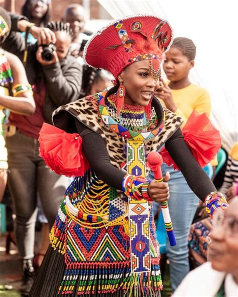 Traditional Zulu Attire Worn By A Zulubride Seller Zu - vrogue.co