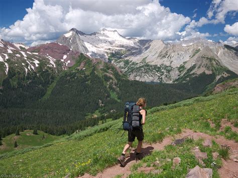 Beautiful Mountain: TIPS FOR HIKING ON MOUNTAINS