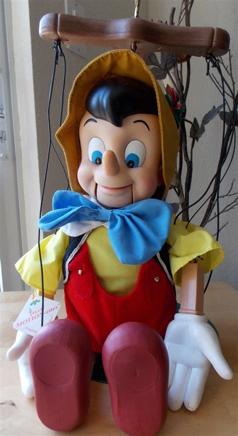 Disney Musical Pinocchio Display Figurine Christmas Tunes, Novelty ...