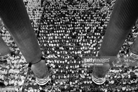 202 Istiqlal Great Mosque Jakarta Stock Photos, High-Res Pictures, and Images - Getty Images