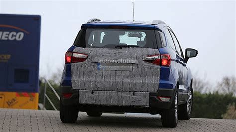 Ford EcoSport facelift spied without the rear-mounted spare tyre ...