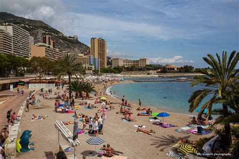 Monte Carlo Weekly Photo: Larvotto Beach in August