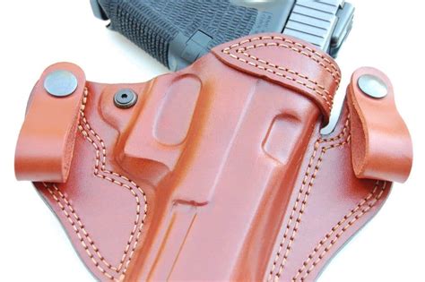 Best IWB Holsters: 2022 Buyer’s Guide - Gun Mann