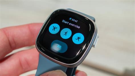 Fitbit Versa 4 vs Versa 3: What's the difference? - Android Authority