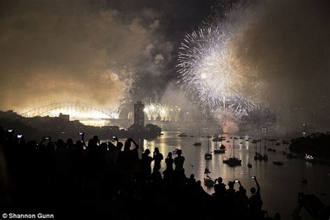 The secret spots to watch fireworks Sydney New Year's Eve | Daily Mail Online