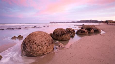 Moeraki Boulders, Hampden holiday homes: holiday houses & more | Bookabach