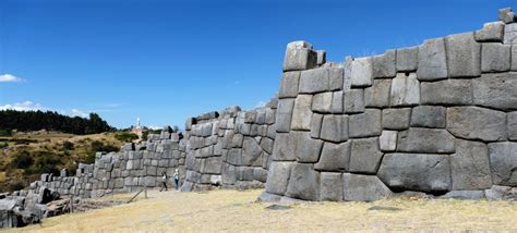 Sacsayhuamán, Inca Empire Capital City ~ Batnomad in 2021 | Inca empire, Capital city, Inca