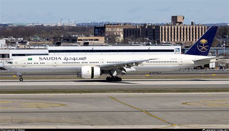 HZ-AK40 Saudi Arabian Airlines Boeing 777-3FGER Photo by OCFLT_OMGcat ...